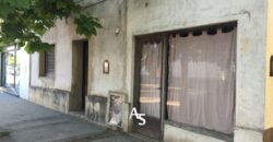 Casa de 100m2 + local comercial