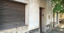 Casa de 100m2 + local comercial