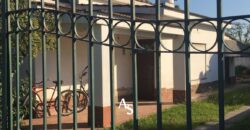 Casa de 4 ambientes sobre calle 119