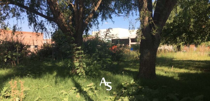 Terreno de 882m2