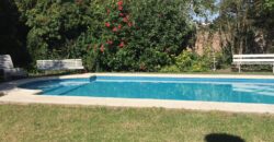 Casa Céntrica Antigua en Navarro