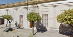 Casa Céntrica Antigua en Navarro