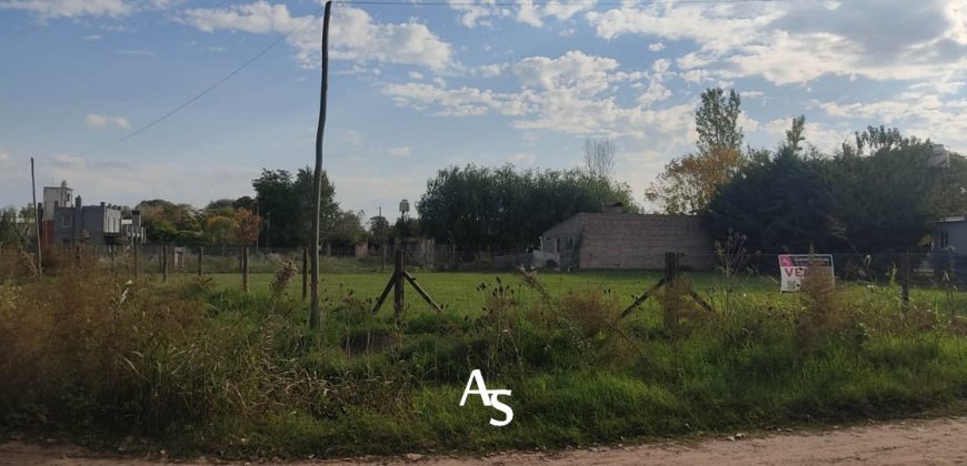 Terreno de 1035 m2 en esquina