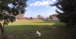 Terreno de 1035 m2 en esquina