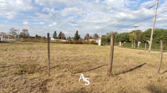 Terreno de 801 m2 en esquina – Financiación