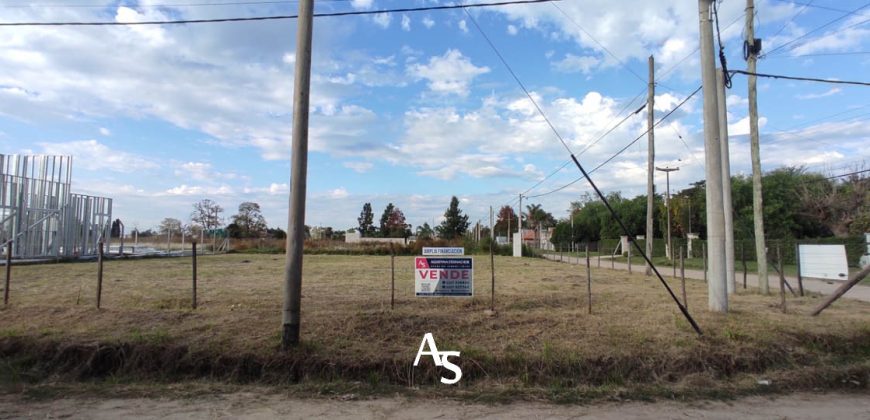 Terreno de 801 m2 en esquina – Financiación