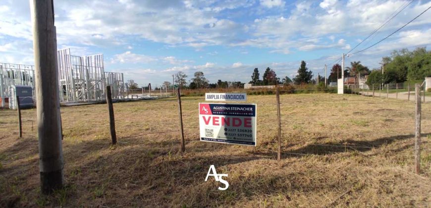 Terreno de 801 m2 en esquina – Financiación