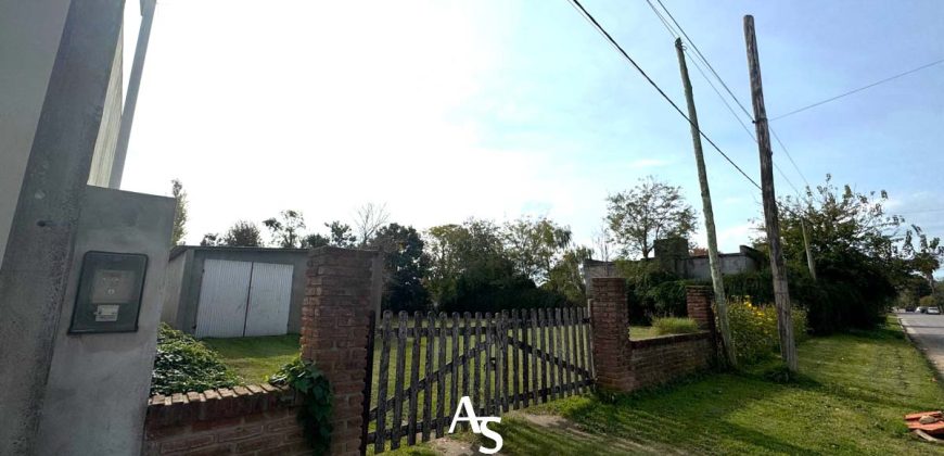 Terreno de 858m2 con galpón
