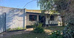 Gran terreno con casa de 135 m2