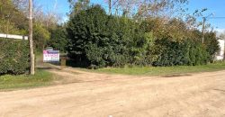 Gran terreno con casa de 135 m2
