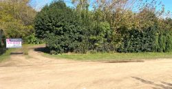 Gran terreno con casa de 135 m2