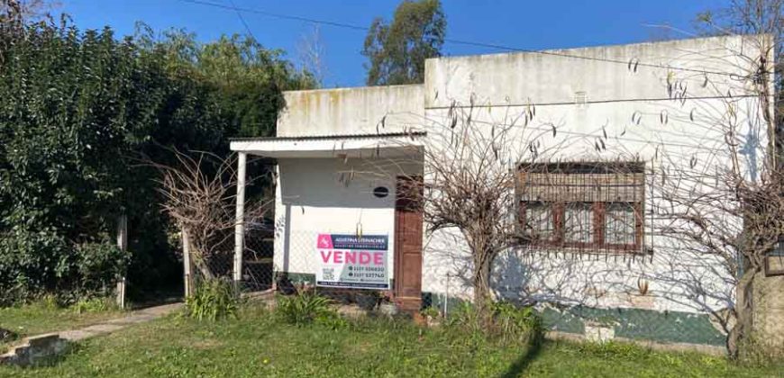 Gran terreno con casa de 135 m2