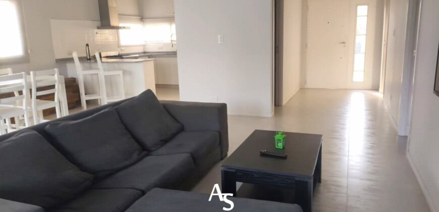 Casa en barrio La Olivia
