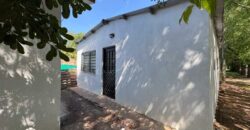 Casa, quincho con pileta y local comercial