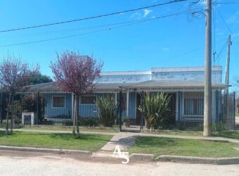 Casa en venta en esquina