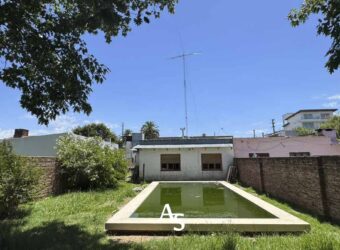 Casa céntrica de 5 ambientes