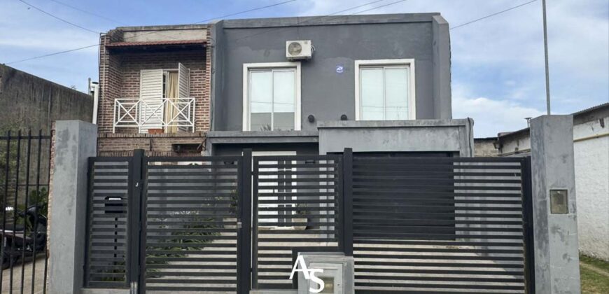 Casa en venta en dos plantas