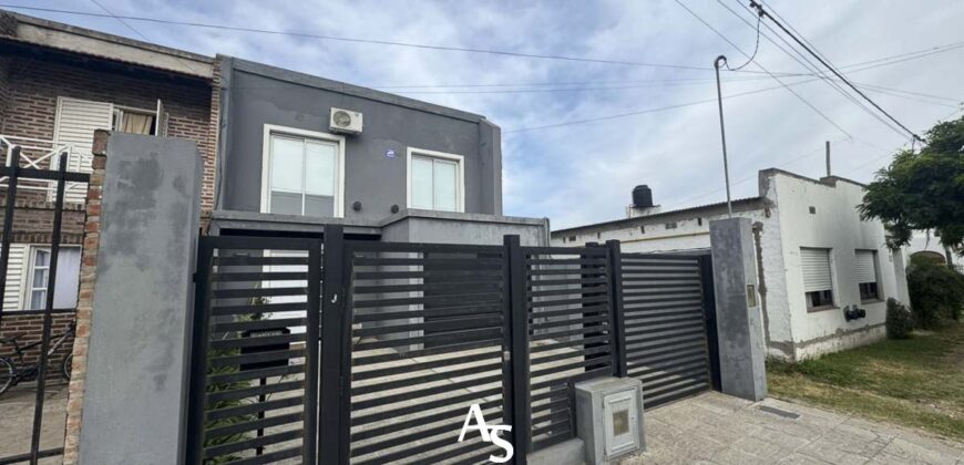 Casa en venta en dos plantas