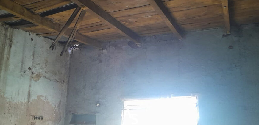 Lote de 2980 m2 en esquina