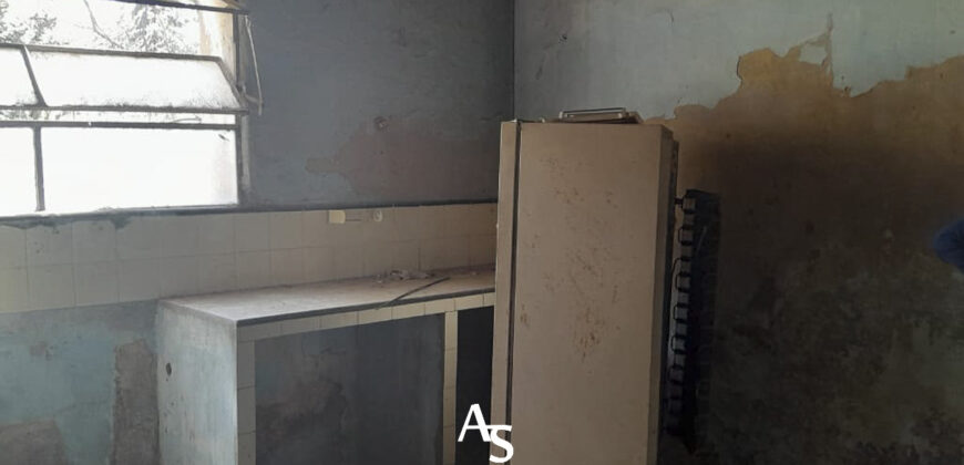 Lote de 2980 m2 en esquina