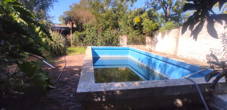 Casa con parque y pileta
