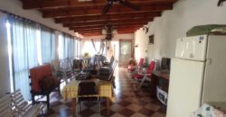 Casa con parque y pileta