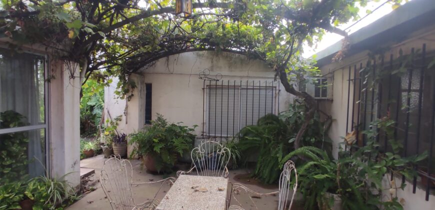 Casa con parque y pileta