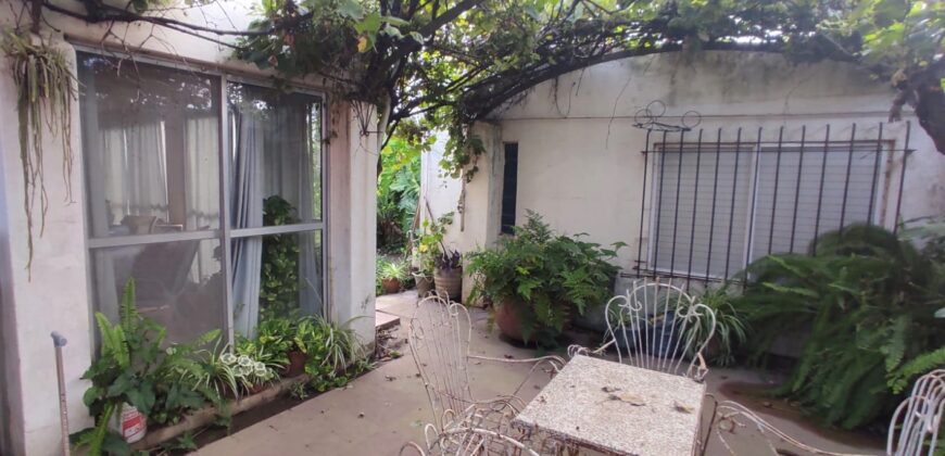 Casa con parque y pileta