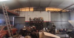 Excelente galpón de 506 m2 cubiertos