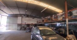 Excelente galpón de 506 m2 cubiertos