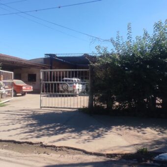 Excelente galpón de 506 m2 cubiertos