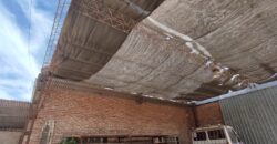 Excelente galpón de 506 m2 cubiertos