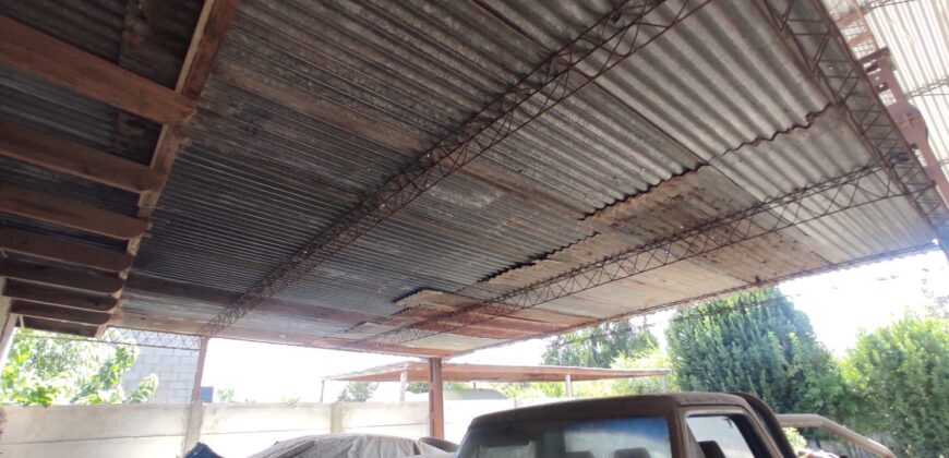 Excelente galpón de 506 m2 cubiertos