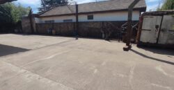 Excelente galpón de 506 m2 cubiertos