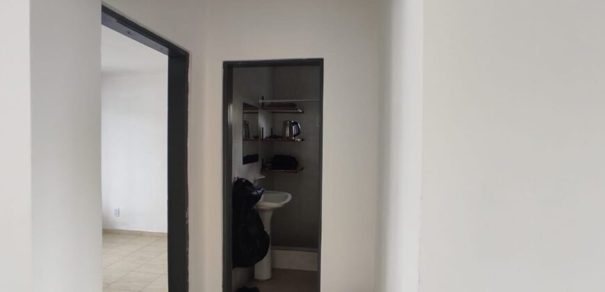 Venta en block | Terreno + dos casas