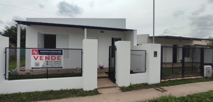 Venta en block | Terreno + dos casas