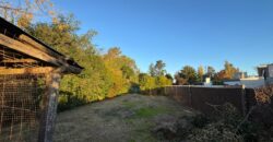 Casa con gran parque y pileta sobre calle 24