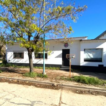 Casa en venta en esquina