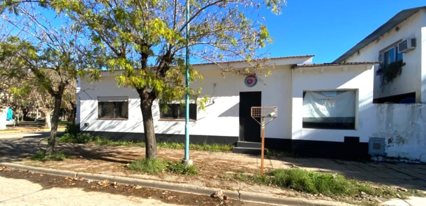 Casa en venta en esquina