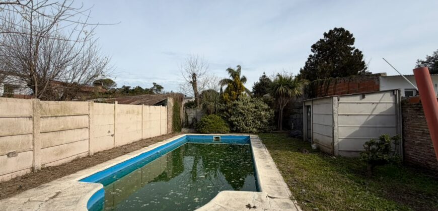 Casa en Calle 131, Navarro