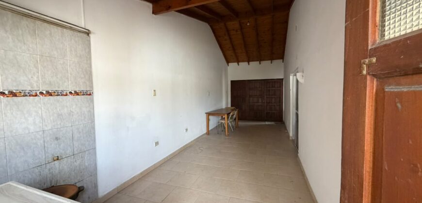 Casa en Calle 131, Navarro