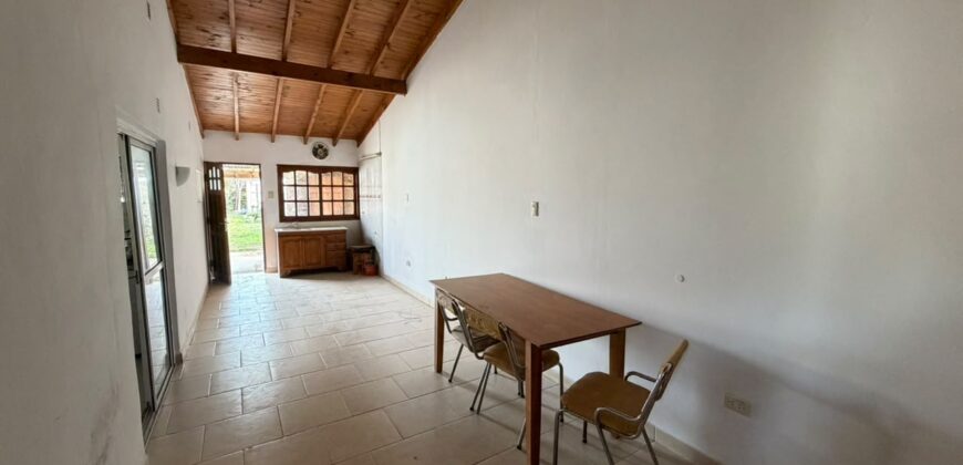 Casa en Calle 131, Navarro