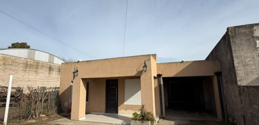 Casa en Calle 131, Navarro