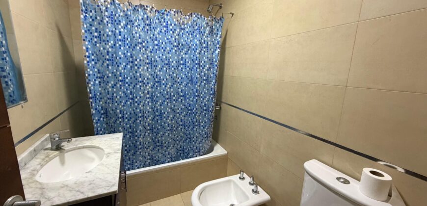 Casa 6 ambientes en Barrio La Olivia